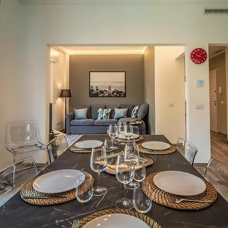 Casa Annalisa Eleganza E Comodità In *